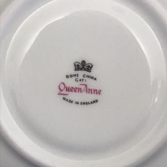 Vintage Queen Anne Blue Flowers Teacup and Saucer - Picture 6 of 6